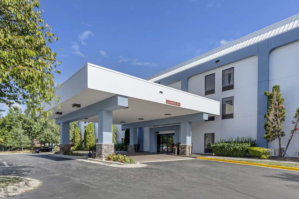 Comfort Inn Laurel Fort Meade - photo 2