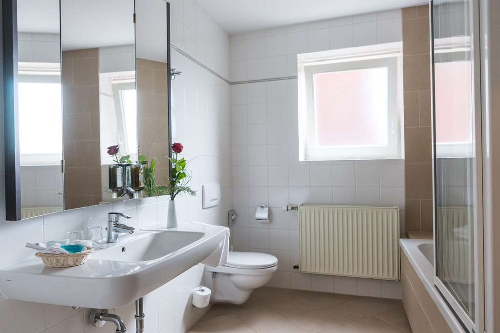 UP Parkhotel Zimmer