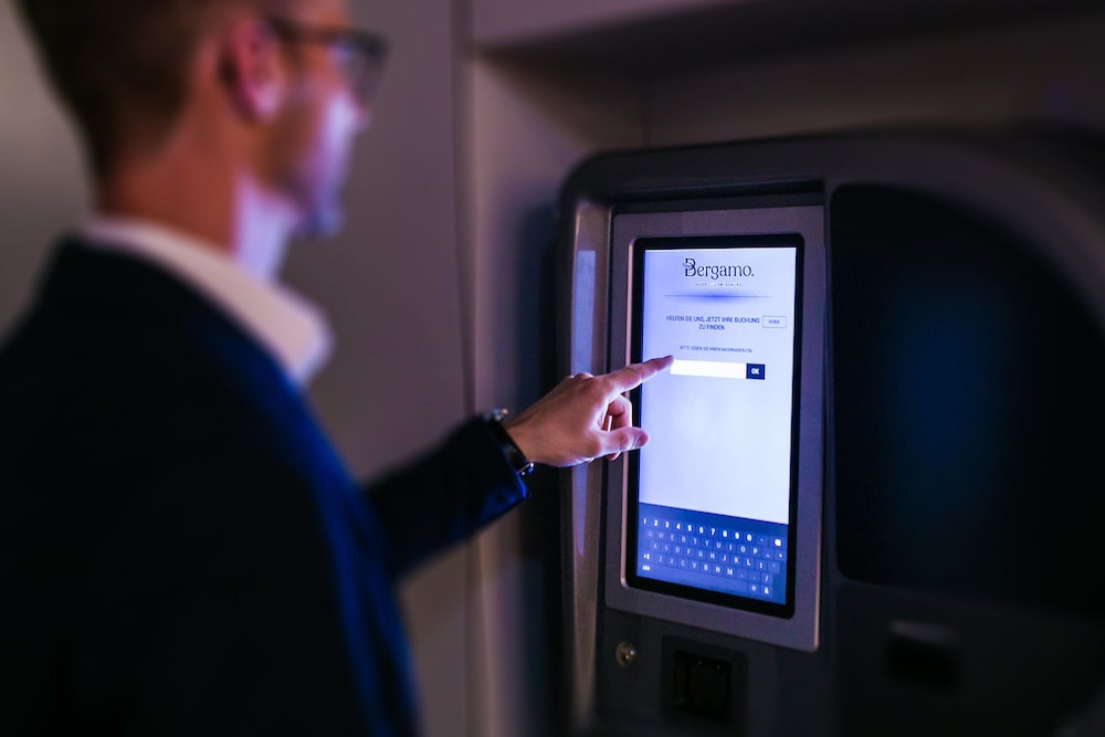 Check-in/check-out kiosk