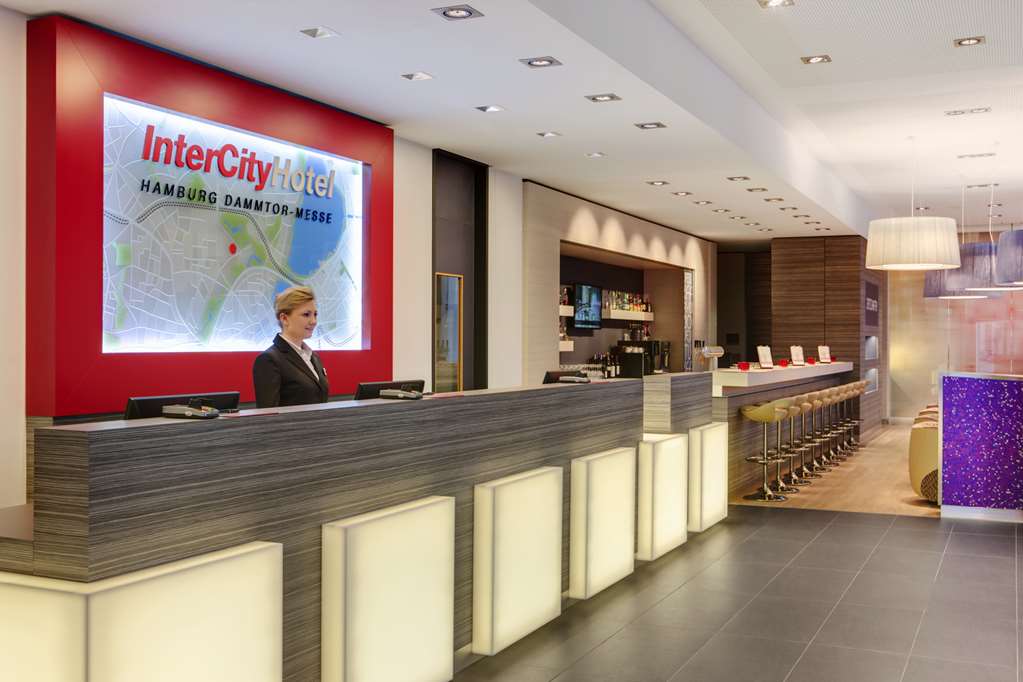 IntercityHotel Hamburg Dammtor Messe, Germany - Reception