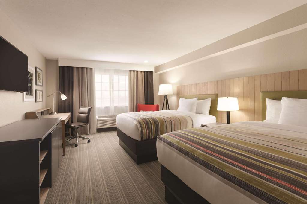 Country Inn & Suites by Radisson Bakersfield CA - featured photo