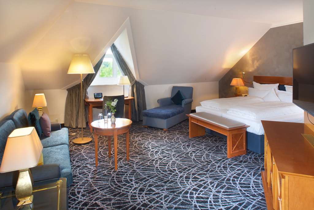 Steigenberger Hotel Der Sonnenhof, Bad Woerishofen, Germany - deluxe room