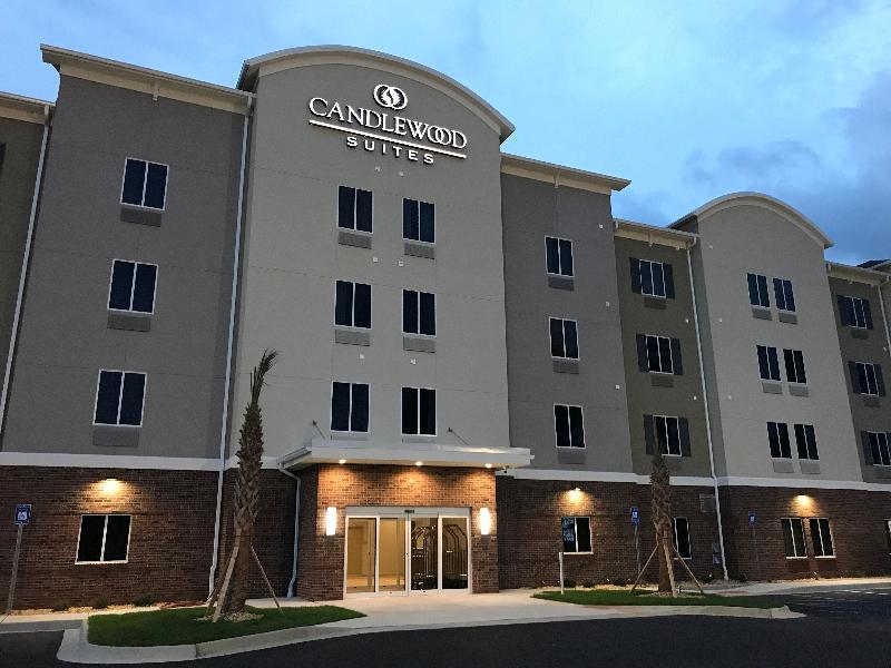 Candlewood Suites Valdosta - photo 2