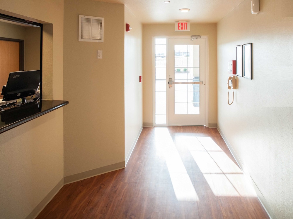 WoodSpring Suites Savannah Garden City - photo 3
