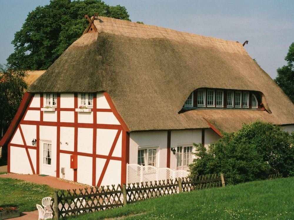 Spacious Apartment in Wohlenberg Germany near Beach