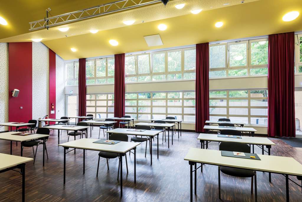 Meeting room TOP EMBRACE Hotel Grenzfall Berlin