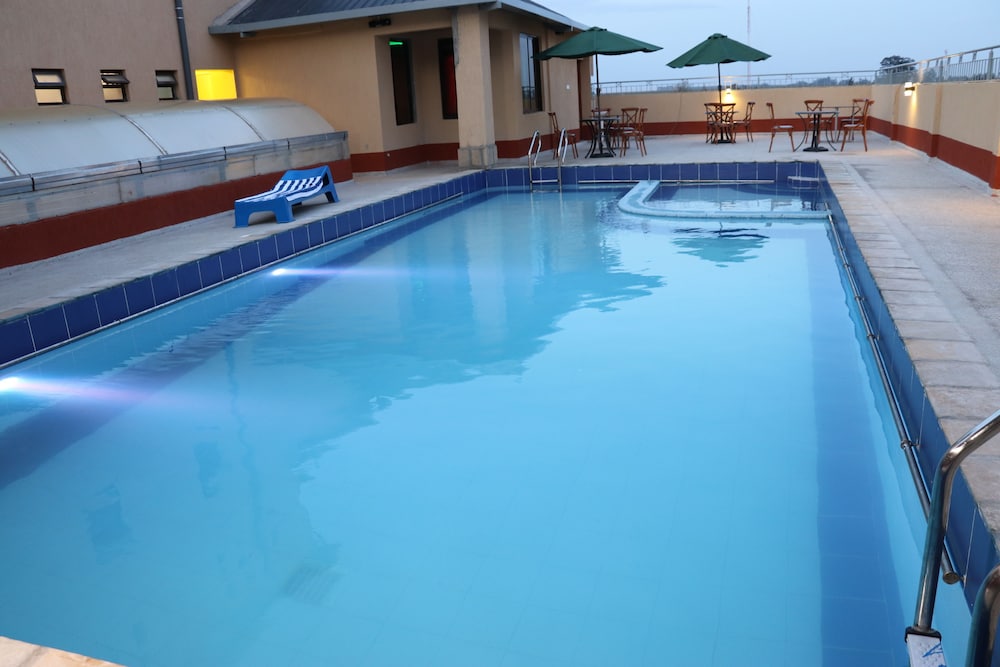 Rooftop pool