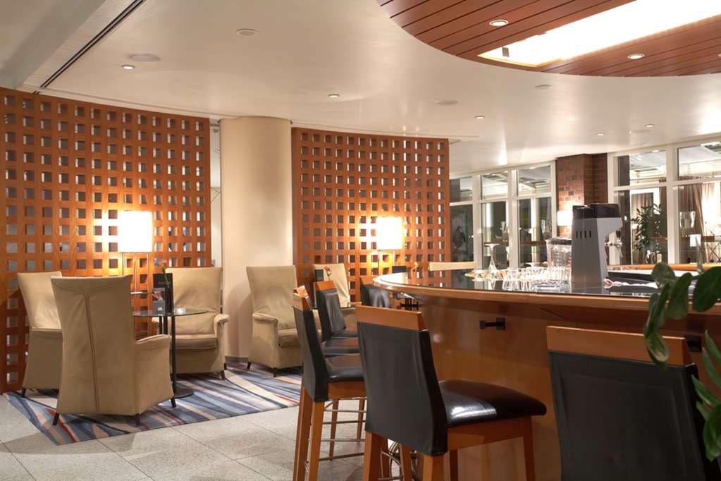 Steigenberger Hotel Hamburg, Germany - Pianobar