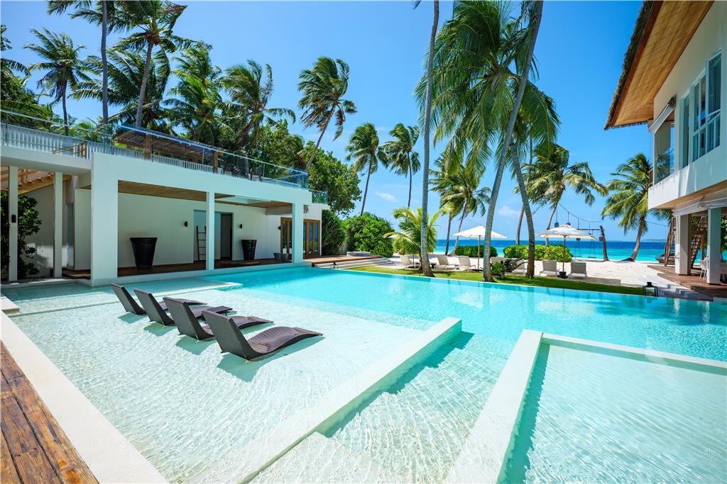 Pool view