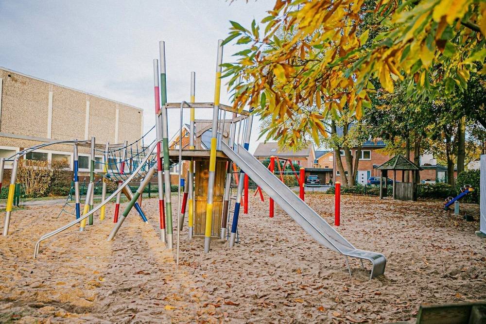 Children's play area - outdoor