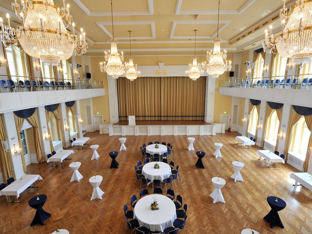 Banquet hall