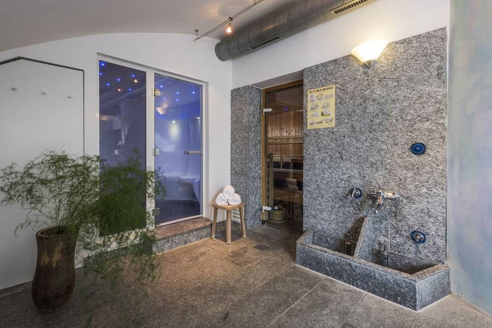 Steam room