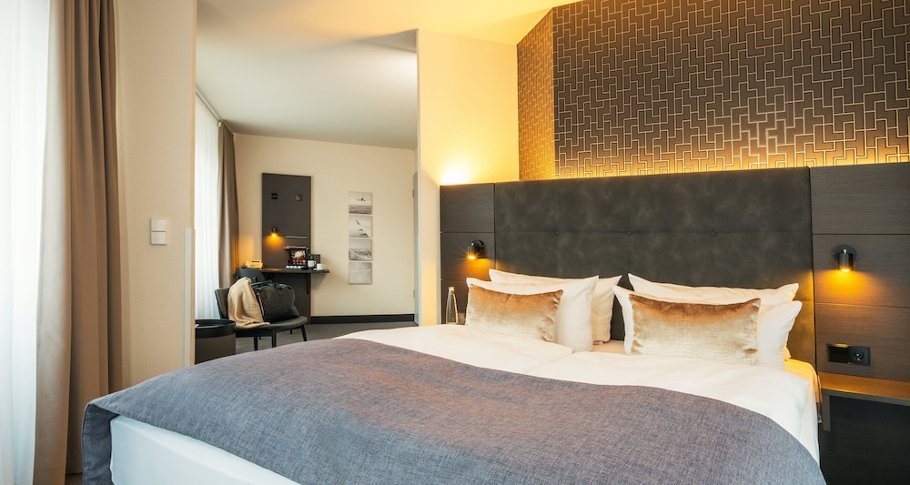 Victor s Residenz Hotel Berlin Tegel