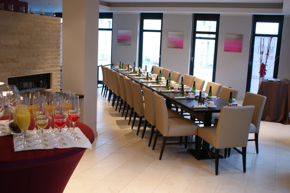 Indoor wedding
