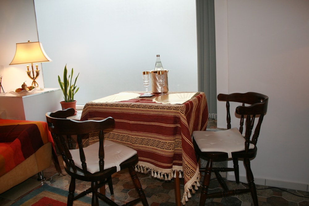 In-room dining