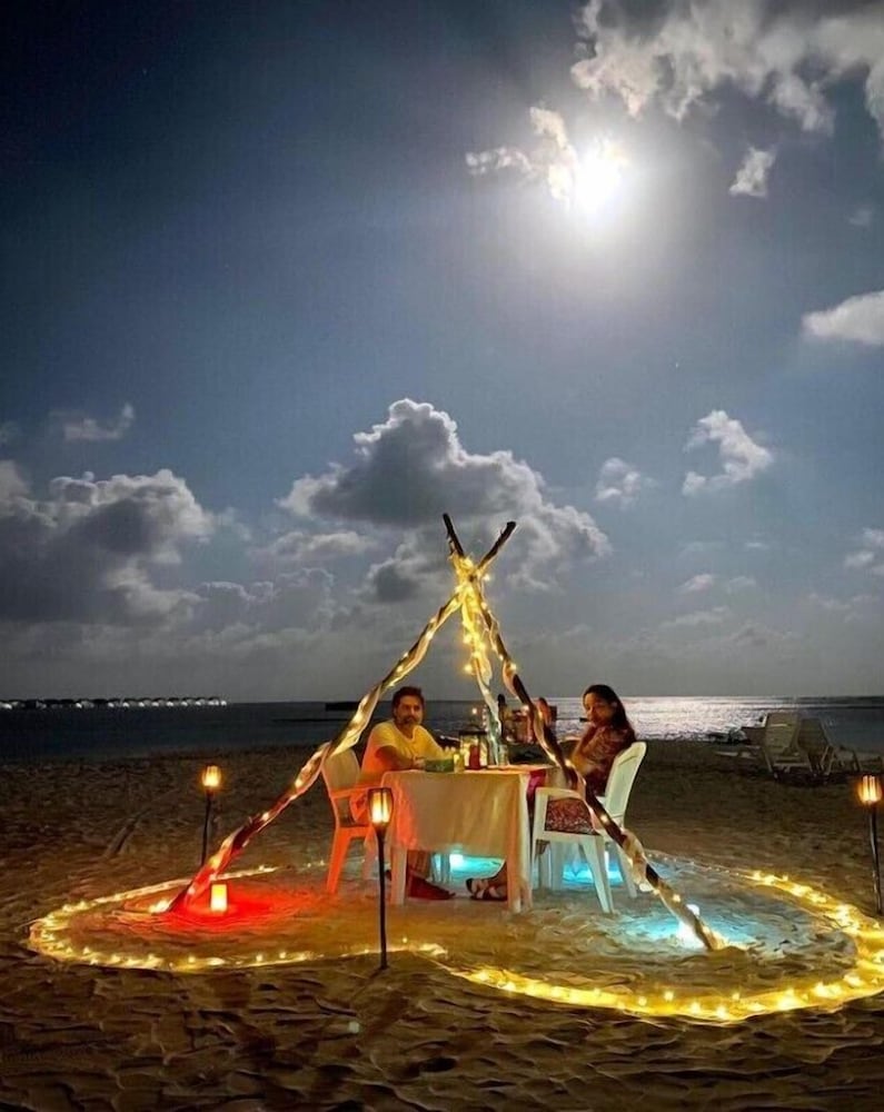 Couples dining