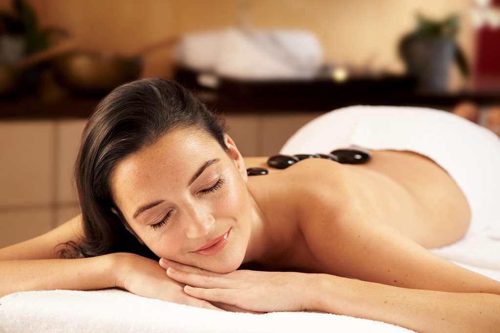 centrovital Hotel Berlin / Day Spa Hot Stone Massage