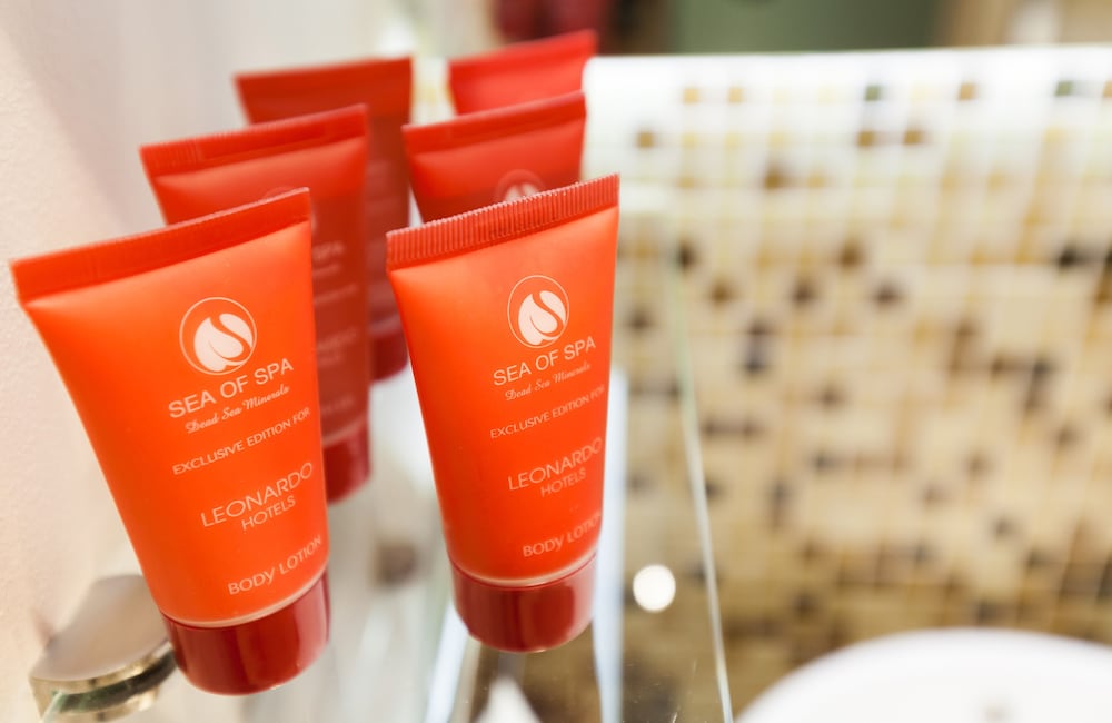 Bathroom amenities