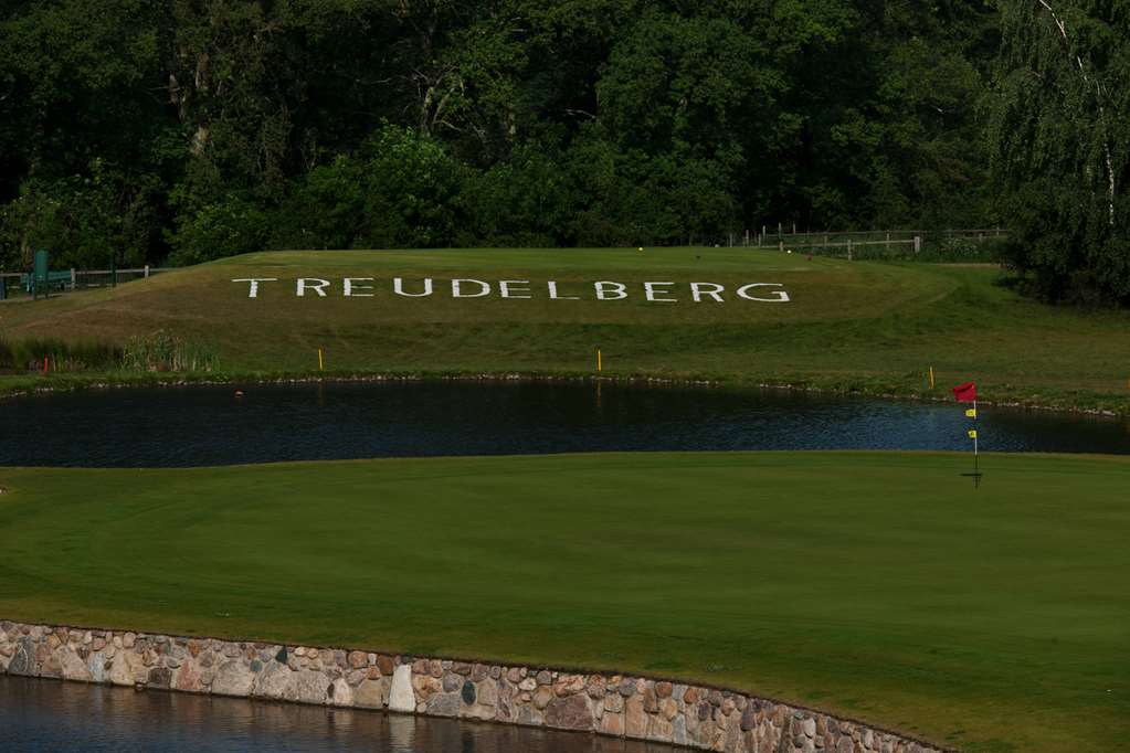 Steigenberger Hotel Treudelberg, Hamburg, Germany - Golf