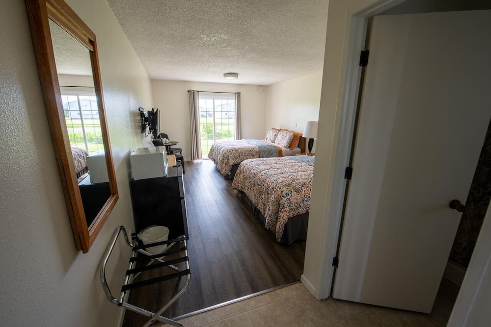 Pacific City Inn - photo 3