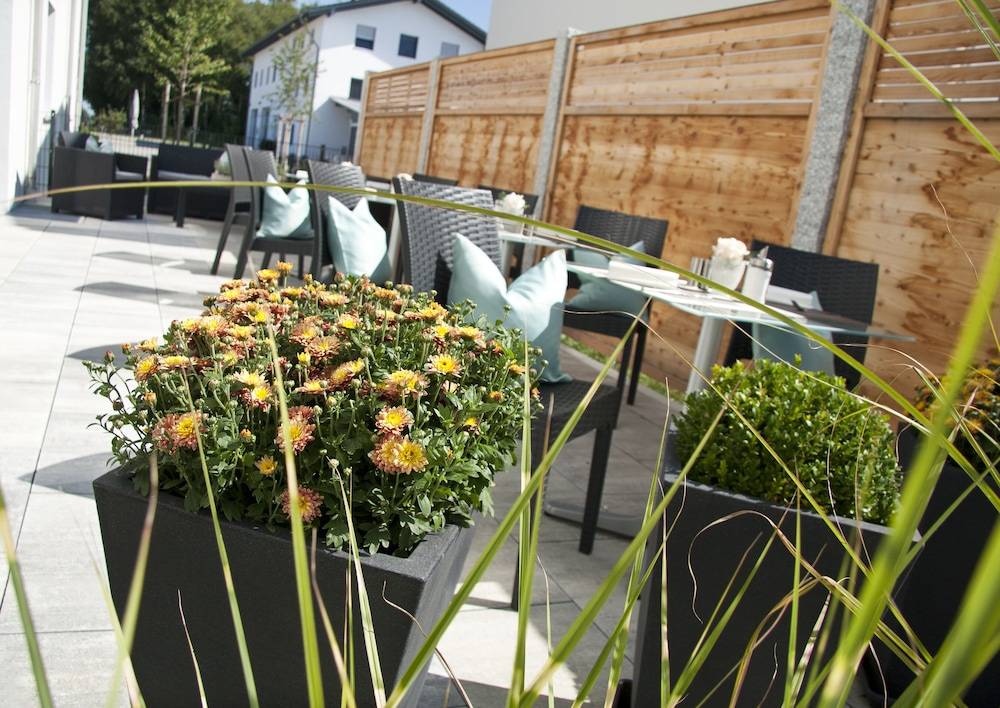 Sundeck