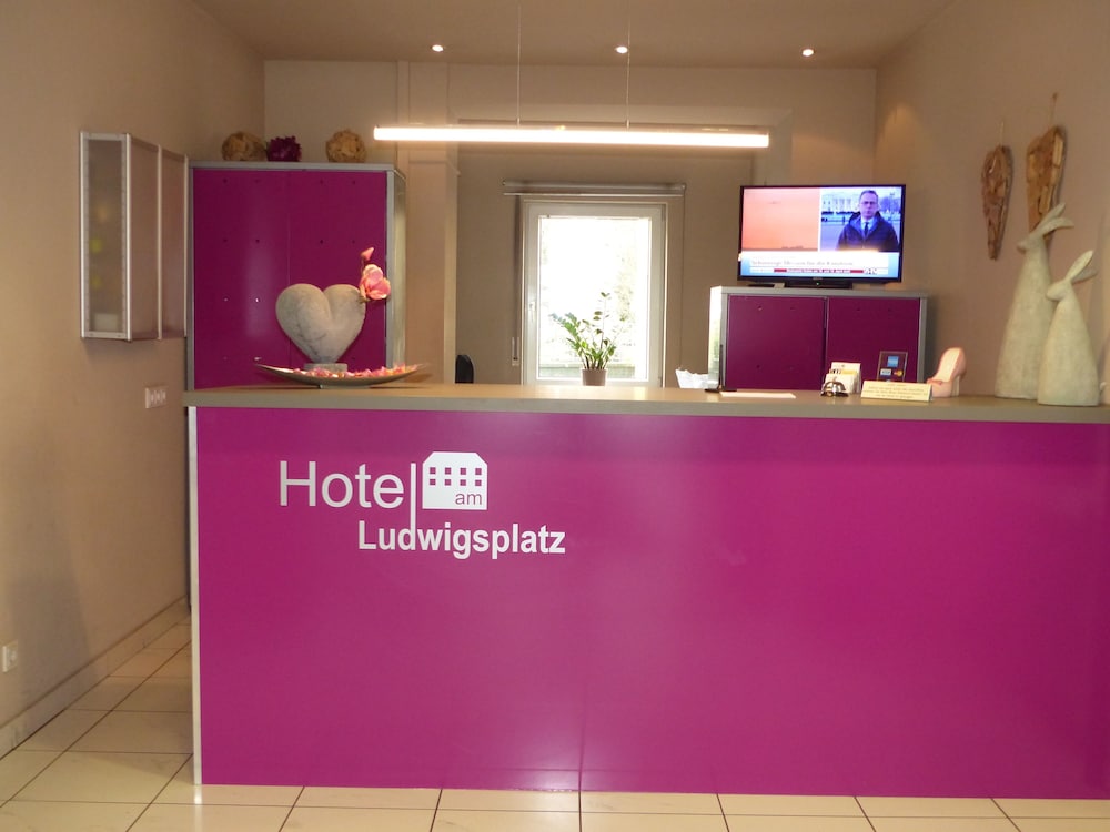 Check-in/check-out kiosk