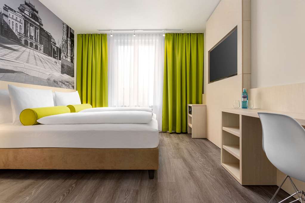 Super 8 by Wyndham Chemnitz