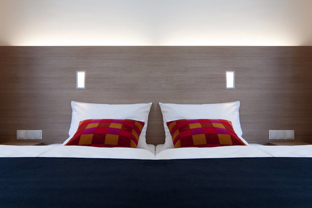 Hotel 38