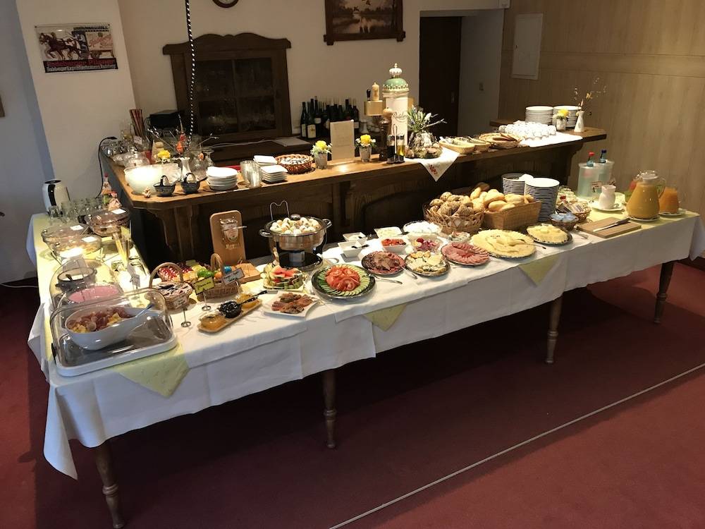 Breakfast buffet