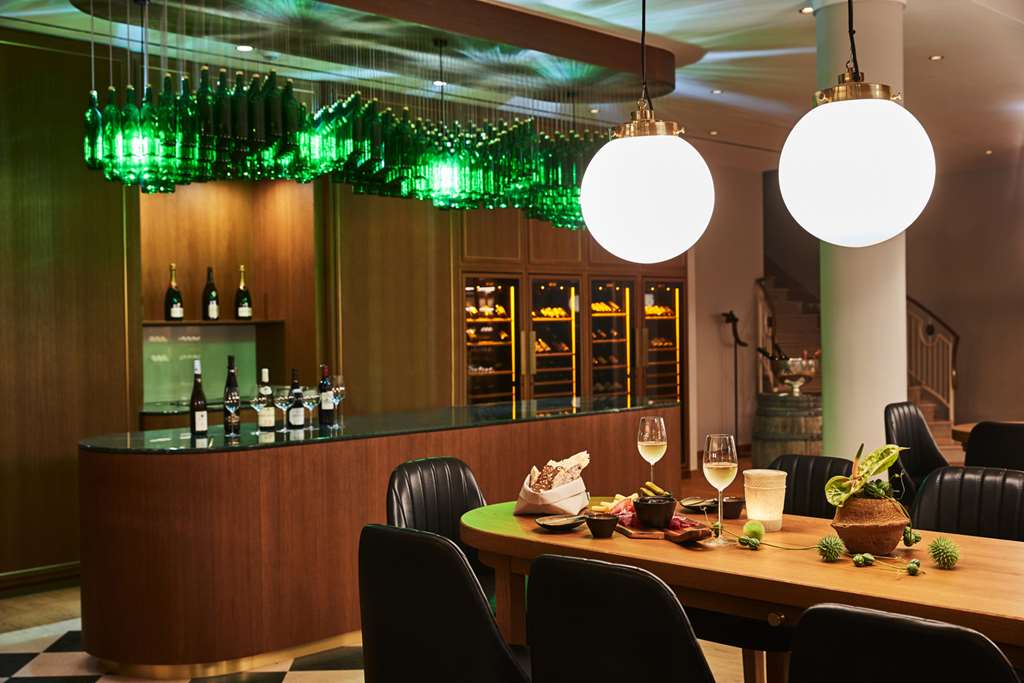 Steigenberger Grandhotel Petersberg, Koenigswinter/Bonn, Germany - Restaurant