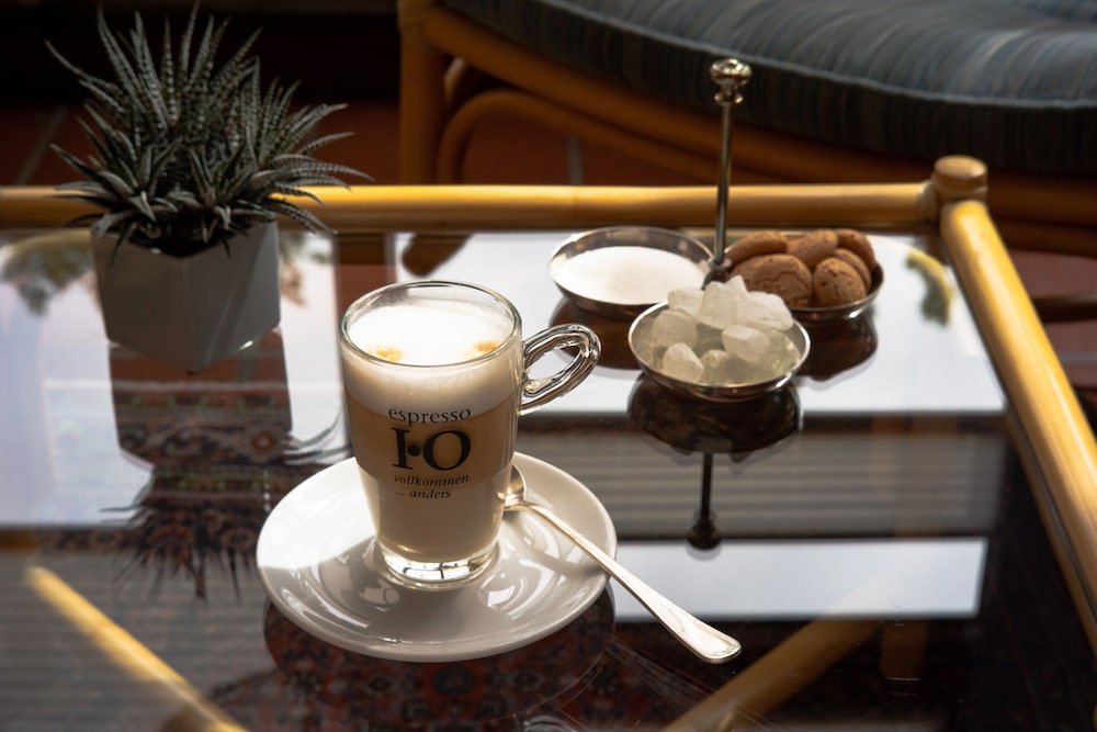 Coffee service