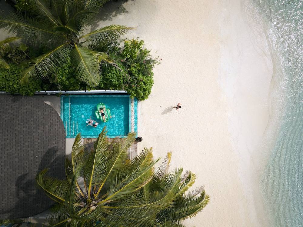 Private pool