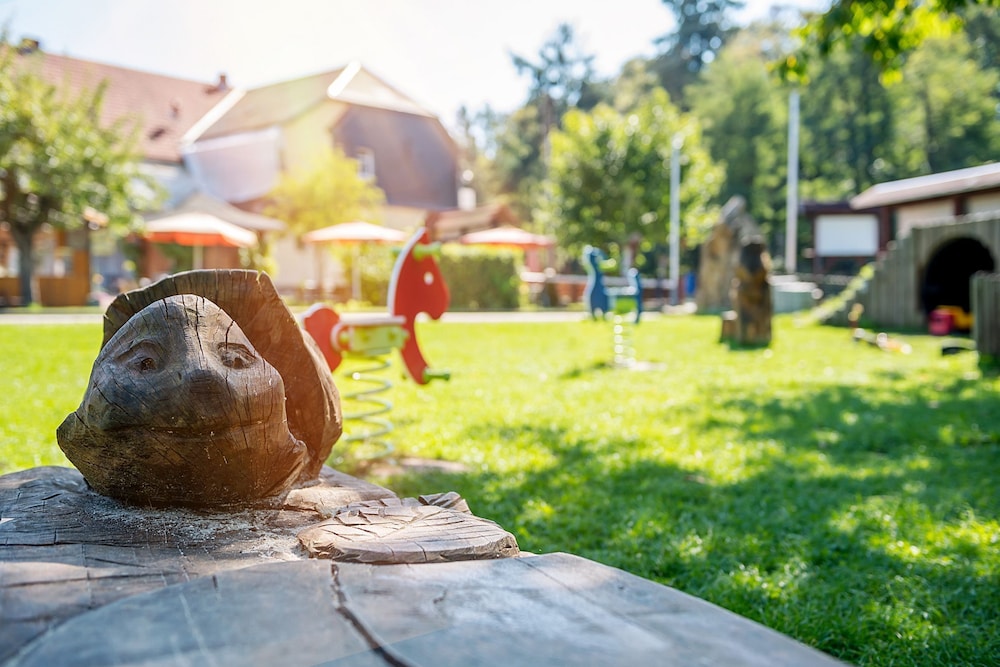 Children's play area - outdoor