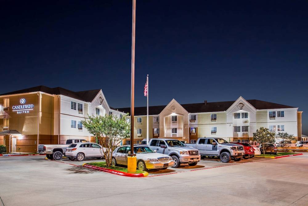 Candlewood Suites Beaumont an IHG Hotel - photo 2