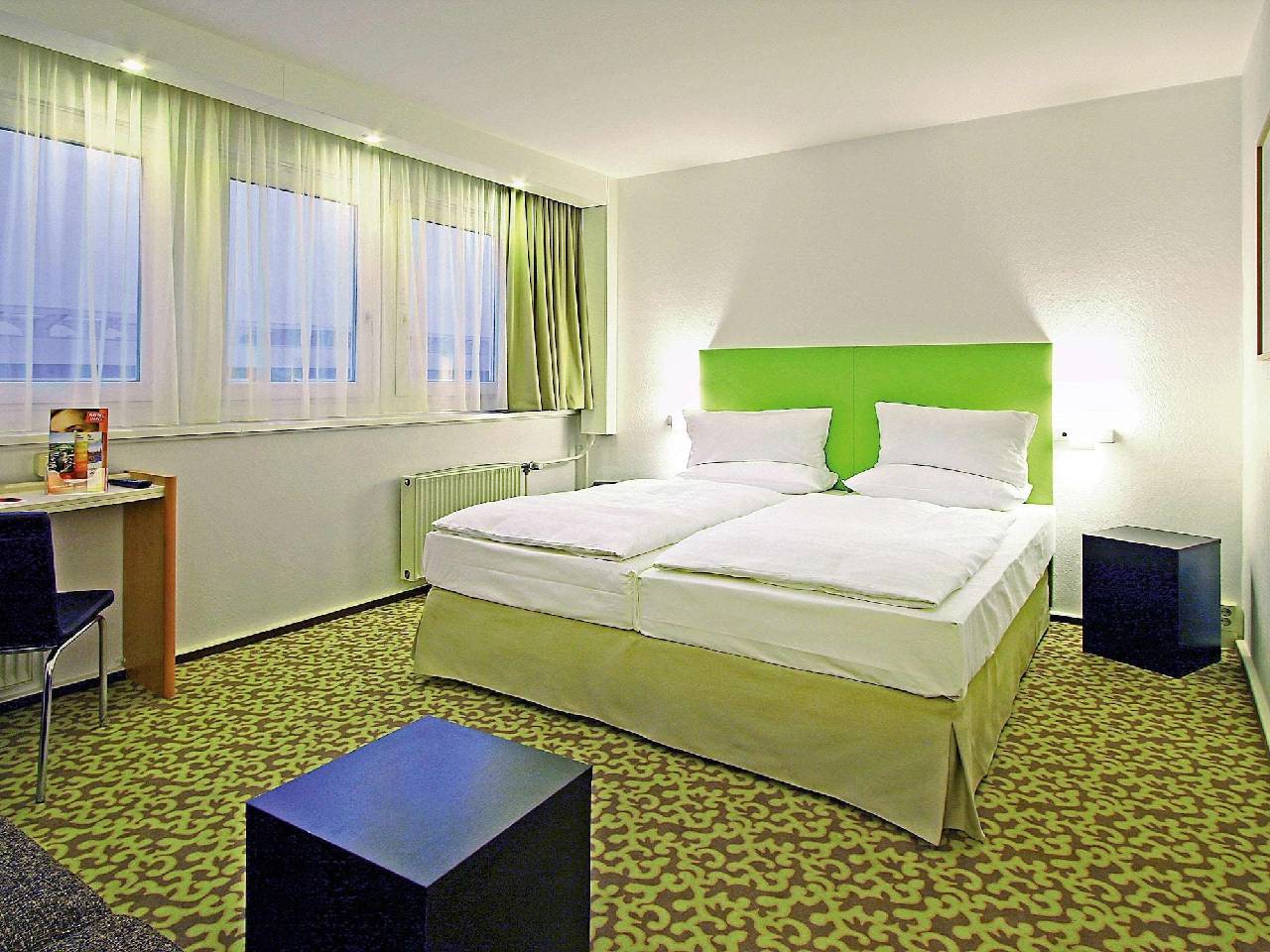 Guest room