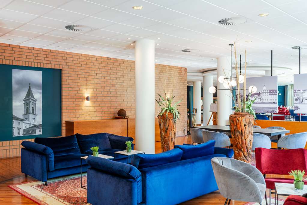 Lobby - seating area