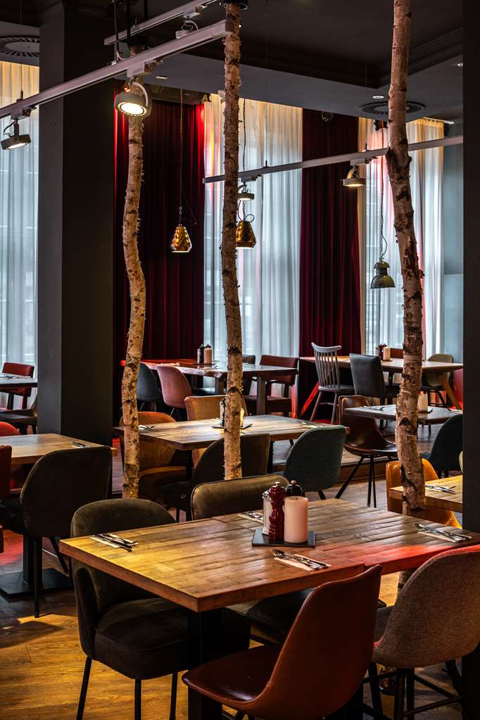 BWE Restaurant dpi