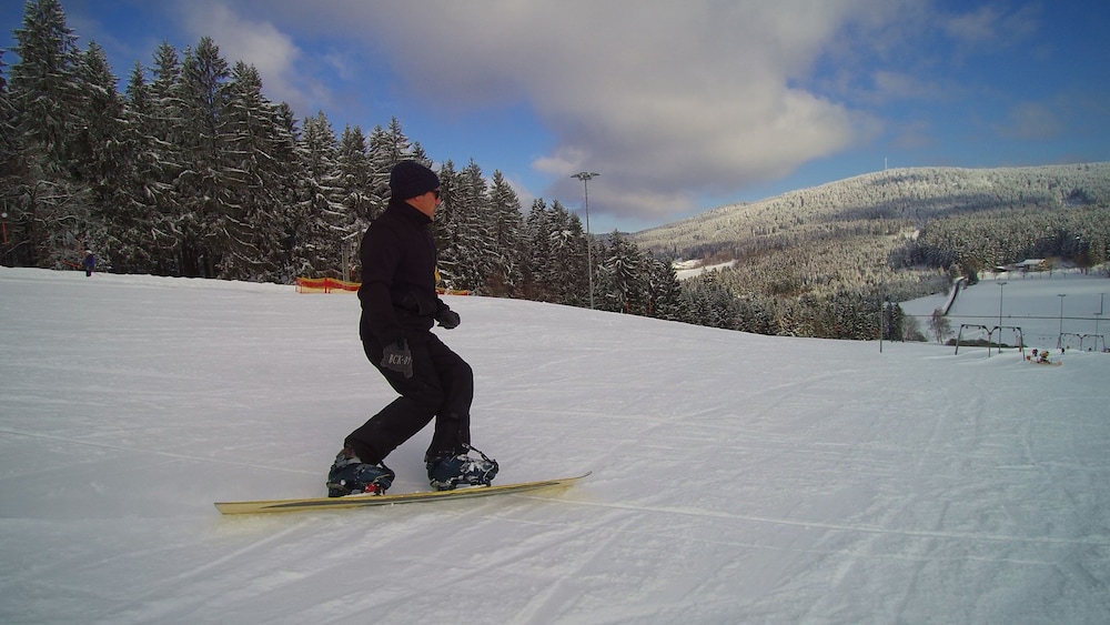 Snow and ski sports