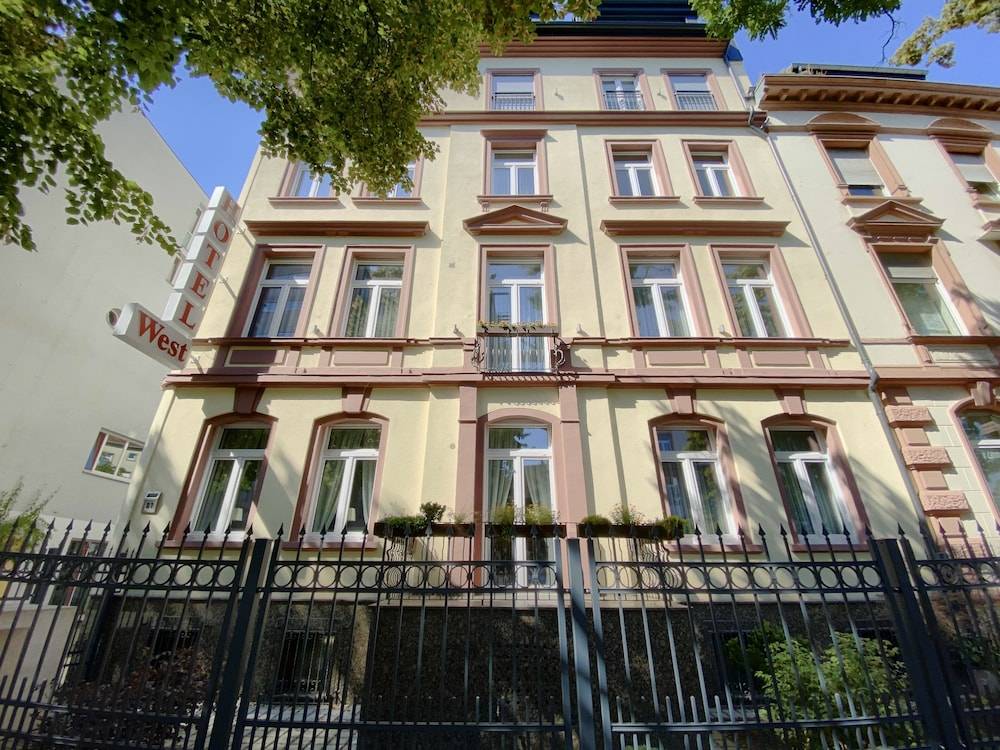 Primary image
