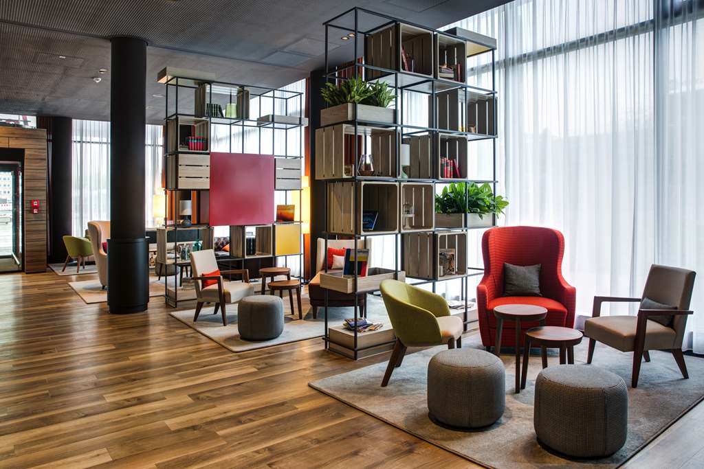 IntercityHotel Duisburg, Germany - Lobby