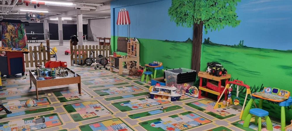 Children's play area - outdoor