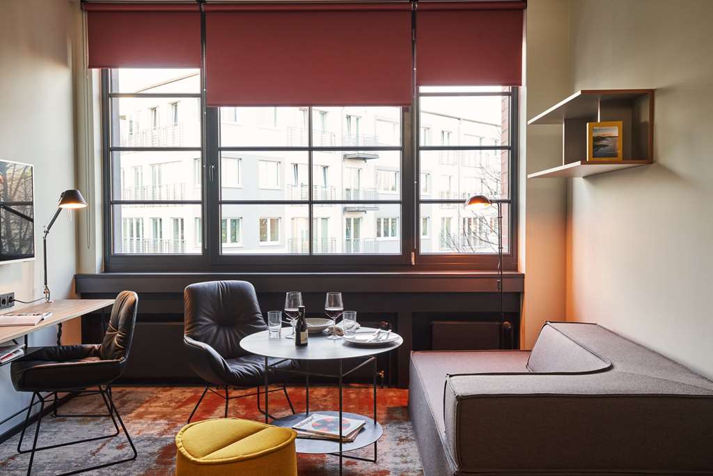Spacehood Sitting Area