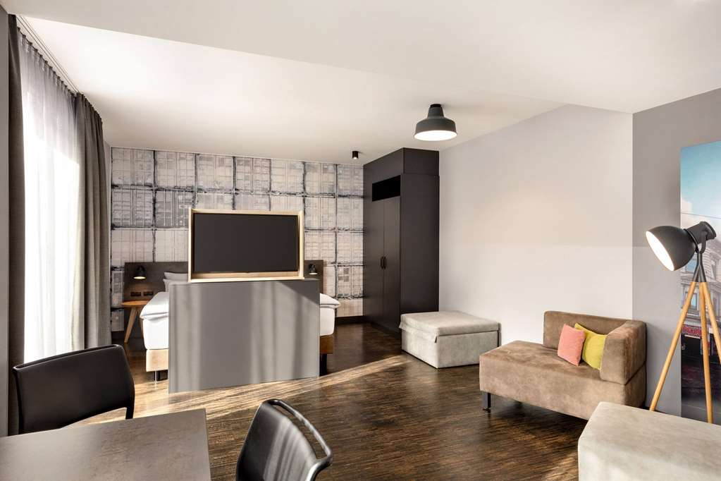 Guest room