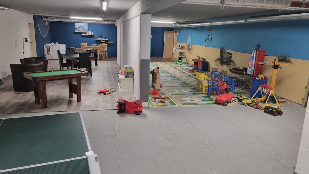 Children's play area - outdoor