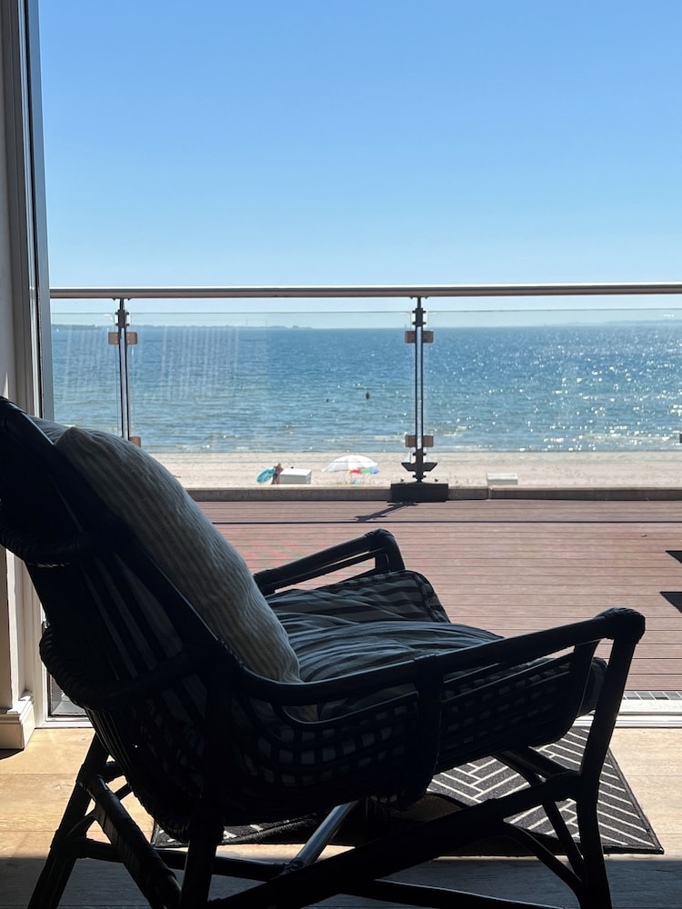 Beach/ocean view