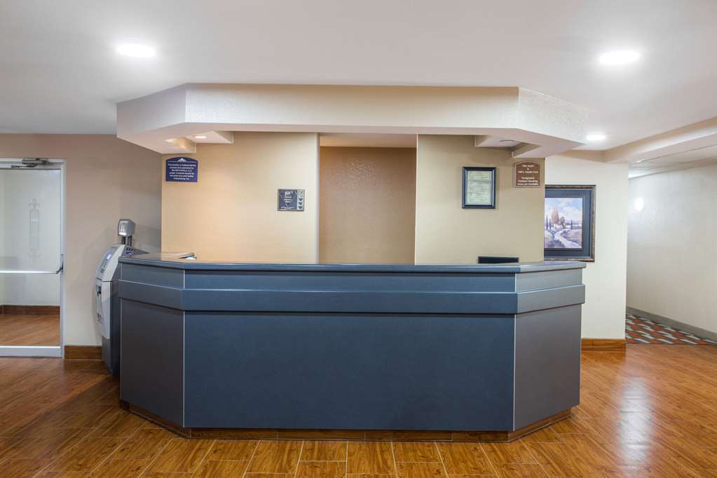 Microtel Inn & Suites by Wyndham Appleton - photo 2