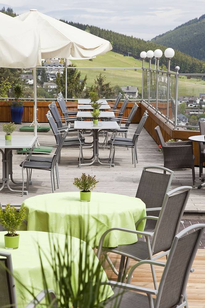 Sundeck