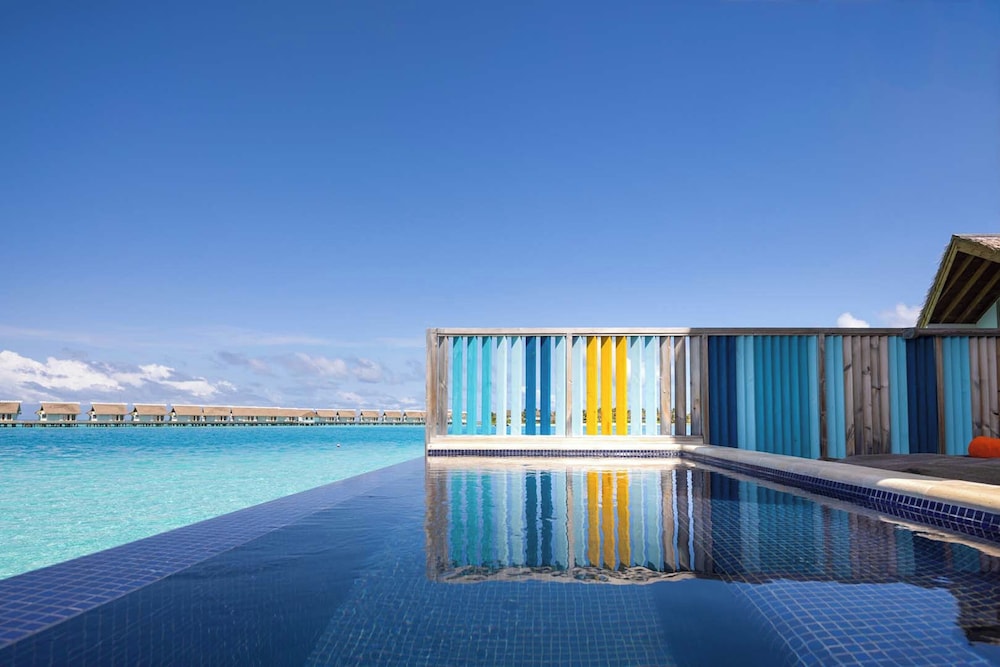 Private pool