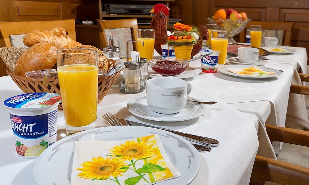 Breakfast area
