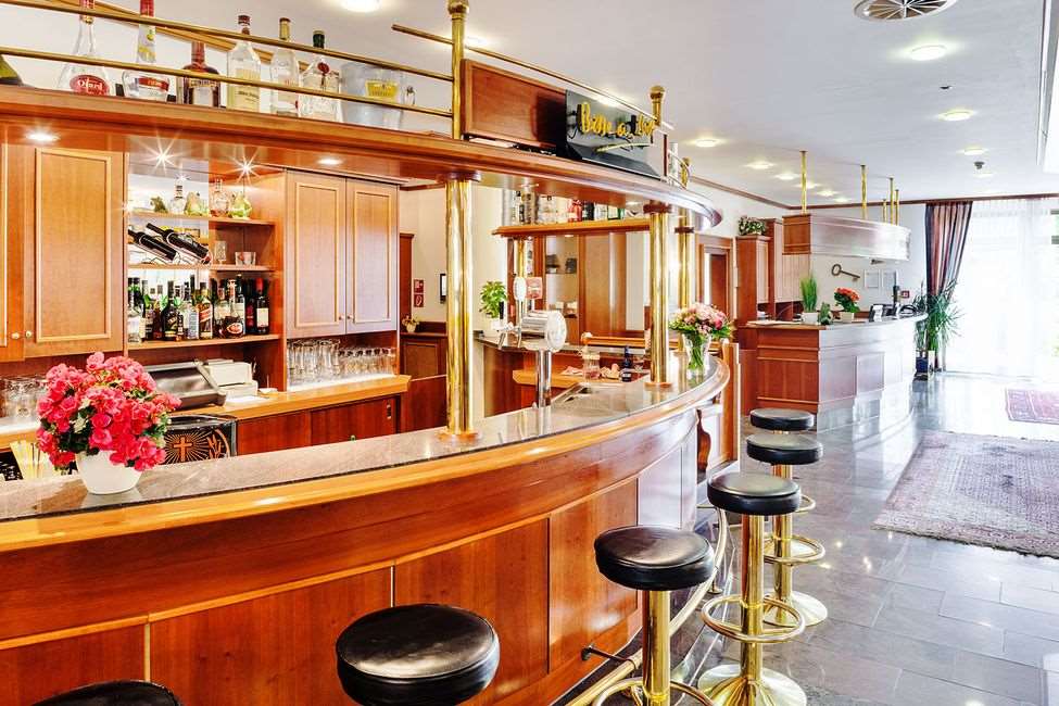 hotel bar